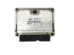 Calculateur 038906012FB 0281010651 VW Bosch 23669