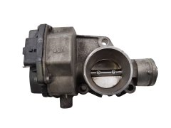 Boitier Papillon D’admission Renault  8200269774 408239821003 1.2
