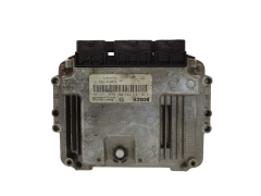 Calculateur 0281011549 8200391966 8200370779 Renault Bosch 15671