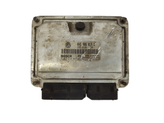 Calculateur 045906019C 0281010697 VW Bosch 14864
