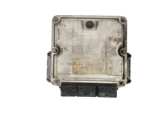 Calculateur 0281001934 8200039569 8200078730 Renault Bosch 38392