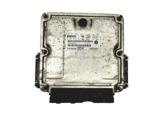 Calculateur P05094285AC 0281012121 Chrysler Bosch 17816