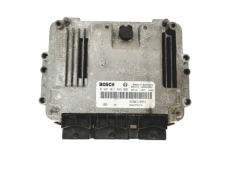 Calculateur 0281011549 8200310863 8200370779 Renault Bosch 20598 Calculateur 0281011549 8200310863 8200370779 Renault Bosch 20598