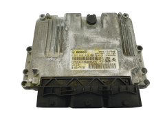 Calculateur 9805947680 0281019819 9666729580 PSA Bosch 68489