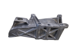 Support Moteur Droit 8200281990 2.2 dCi Renault Laguna 2 Espace 4 0km Support Moteur Droit 8200281990 2.2 dCi Renault Laguna 2 Espace 4 0km