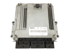 Calculateur Renault 0281030439 237102213R 237104128R Bosch 27931
