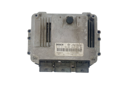 Calculateur 0281011549 8200310863 8200370779 Renault Bosch 37730
