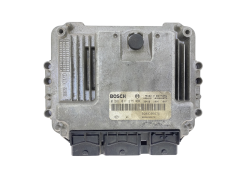 Calculateur 0281011275 8200305678 8200269879 Renault Bosch 63974