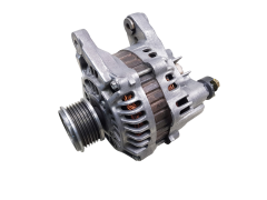 Alternateur 8200468131 Mitsubishi A002TC0982 Renault 1.5 dCi Alternateur 8200468131 Mitsubishi A002TC0982 Renault 1.5 dCi