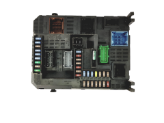 Calculateur PSA 9807054180 Valeo