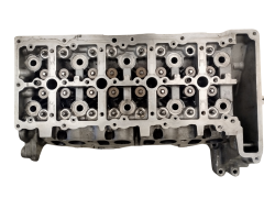 La Culasse BMW 781046503 781046303 2.0d N47D20C La Culasse BMW 781046503 781046303 2.0d N47D20C