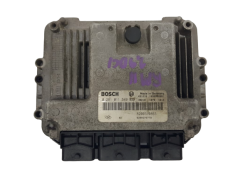 Calculateur Renault 0281011549 8200310863 8200370779 Bosch