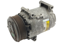 Compresseur De Climatisation 8200067915 Renault Espace 4 2.0 Turbo Compresseur De Climatisation 8200067915 Renault Espace 4 2.0 Turbo