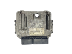 Calculateur 51836096 0281015228 4S38A6HCM Alfa Romeo Bosch