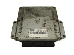 Calculateur 0281011324 8200309316 8200309321 Renault Bosch 68072