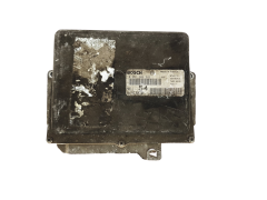 Calculateur 0261203943 9623792680 26FM0363 MA3.1 PSA Bosch 24943