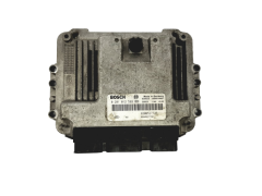 Calculateur 0281012589 8200527725 8200527756 Renault Bosch 17546