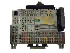 Boîtier Fusibles Opel 90589965 GM 19800