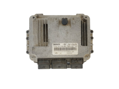Calculateur 0281011776 8200391966 8200386508 Renault Bosch 42146
