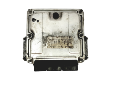 Calculateur 0281001934 8200039569 8200078730 Renault Bosch 16677