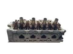 La Culasse 7711497415 820079733 1.2 16v Renault D4F742 S14 La Culasse 7711497415 820079733 1.2 16v Renault D4F742 S14
