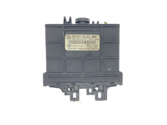 Calculateur 099927733AG 5DG007922-16 Seat Hella 57283 Calculateur 099927733AG 5DG007922-16 Seat Hella 57283