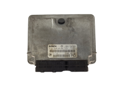 Calculateur 24417169 0281010268 Opel Bosch GM 3765