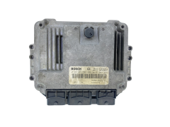 Calculateur 0281011549 8200310863 8200370779 Renault Bosch 63602