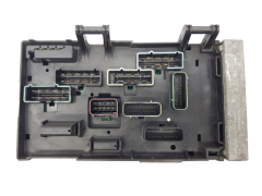 Boîtier Fusibles Chrysler 04869001AJ 04869204AM 19754