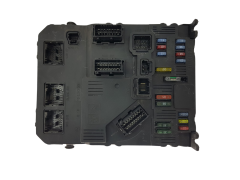 Calculateur BSI E03-00 9657999880 S118085120F PSA Siemens 2119