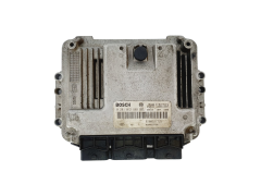 Calculateur 0281012589 8200527725 8200527756 Renault Bosch 35322