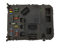 Calculateur BSI E02-00 MG 9657999780 S118085220F PSA Siemens 1257