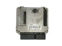 Calculateur 0281032143 8587952 BMW Bosch 37044