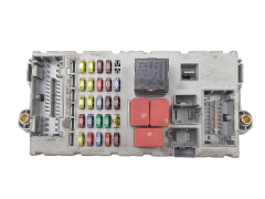 Boîtier Fusibles Fiat Croma 46846745 46846746