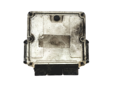 Calculateur 0281011102 8200153945 8200222133 Renault Bosch 26174