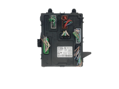 Calculateur BCM 284B14642R A2C3779780600 Renault 