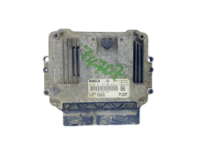 Calculateur 55189924 UP 0281011667 Opel Bosch 61761 Calculateur 55189924 UP 0281011667 Opel Bosch 61761