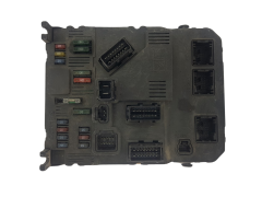 Calculateur BSI E02-00 S118085210D 9645747480 PSA Siemens 1870