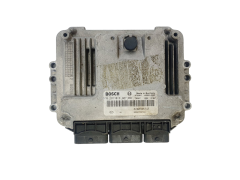 Calculateur 0281013907 8200705747 8200705748 Renault Bosch 46322