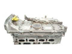 La Culasse 8200307580F 7701473353 1.4 1.6 16v Renault La Culasse 8200307580F 7701473353 1.4 1.6 16v Renault