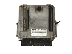 Calculateur Renault 0281030439 237102213R 237104128R Bosch 24524