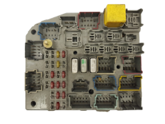 Boîtier Fusibles Jeep 56042257D Boîtier Fusibles Jeep 56042257D