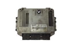 Calculateur Renault 0281013366 8200601334 8200631560 Bosch 19377
