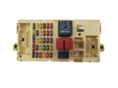 Boîtier Fusibles Fiat 46758961 46812234 NPL 20095