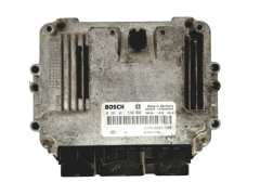 Calculateur 8200512196 0281011530 8200051609 Opel Renault Bosch 19624 Calculateur 8200512196 0281011530 8200051609 Opel Renault Bosch 19624