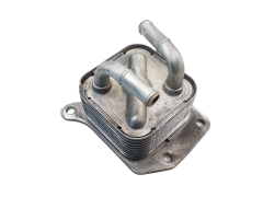 Refroidisseur D`Huile 213051KC0C 1.6 TCE Renault Nissan 6000km Refroidisseur D`Huile 213051KC0C 1.6 TCE Renault Nissan 6000km