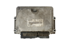 Calculateur 55189421 0281011488 Alfa Romeo Bosch 39015