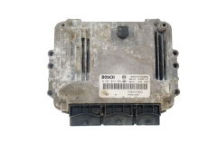 Calculateur 0281013364 8200635663 8200833387 Renault Bosch 37990 Calculateur 0281013364 8200635663 8200833387 Renault Bosch 37990