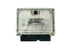 Calculateur 038906019BK 0281010305 VW Bosch 33282