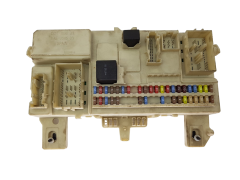 Boîtier Fusibles 30765471 519248306 Volvo Boîtier Fusibles 30765471 519248306 Volvo